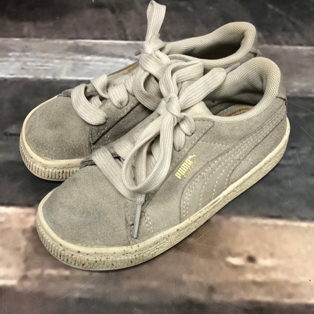 Puma gray suede‎ kids sneakers youth size 10c